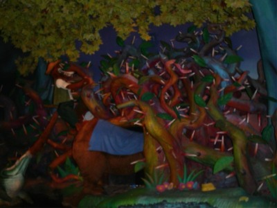 Splash Mountain Brier Bear stuck in Stickers